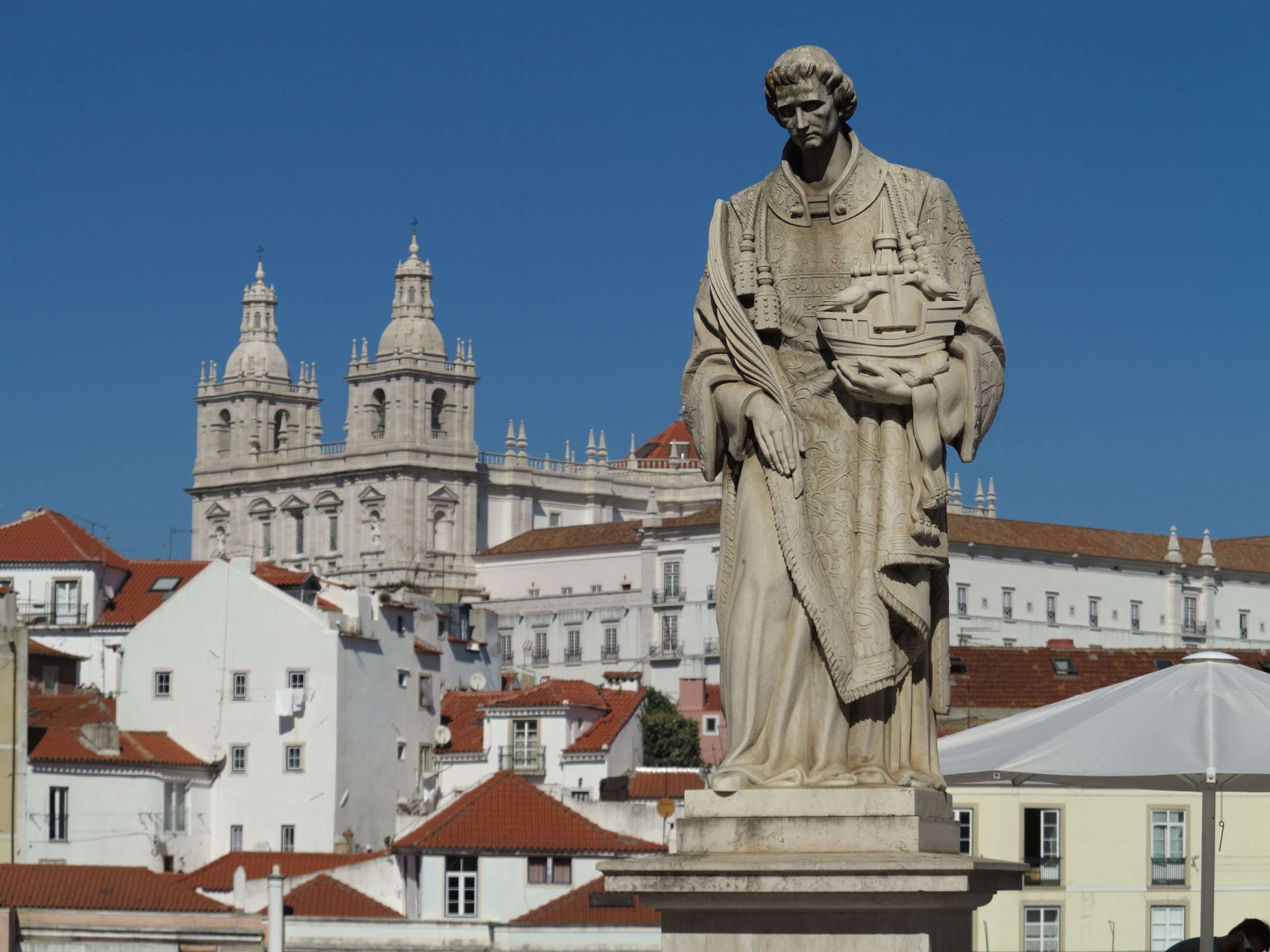 Historic Sao Vicente neighborhood near boutique hotels in Lisbon