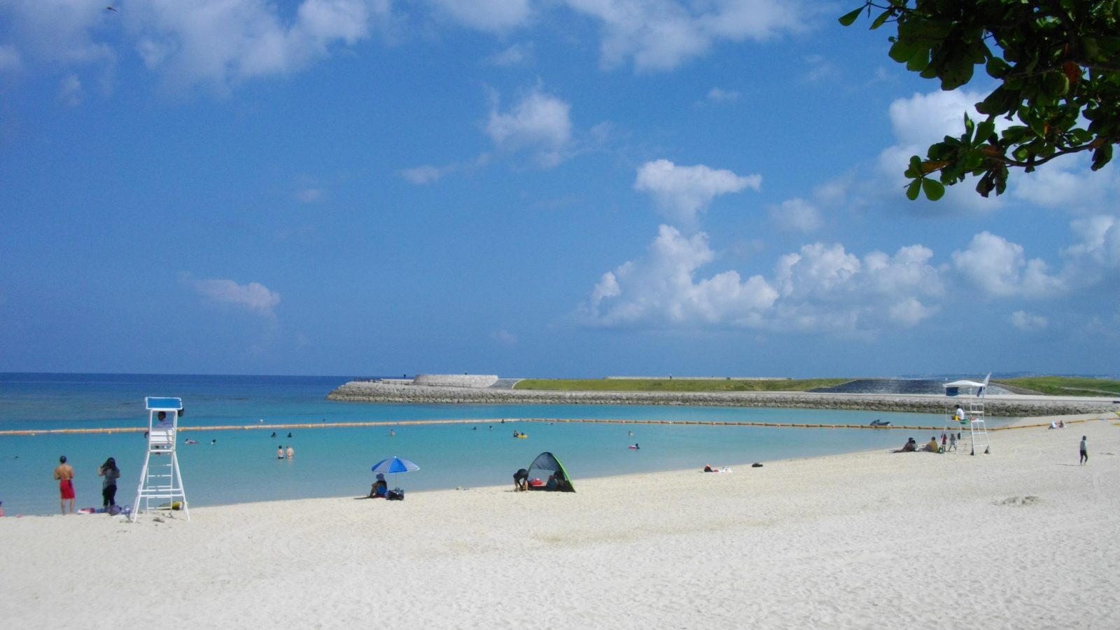 Tropical beach at a resort destination, the setting for choosing an all-inclusive resort worth it
