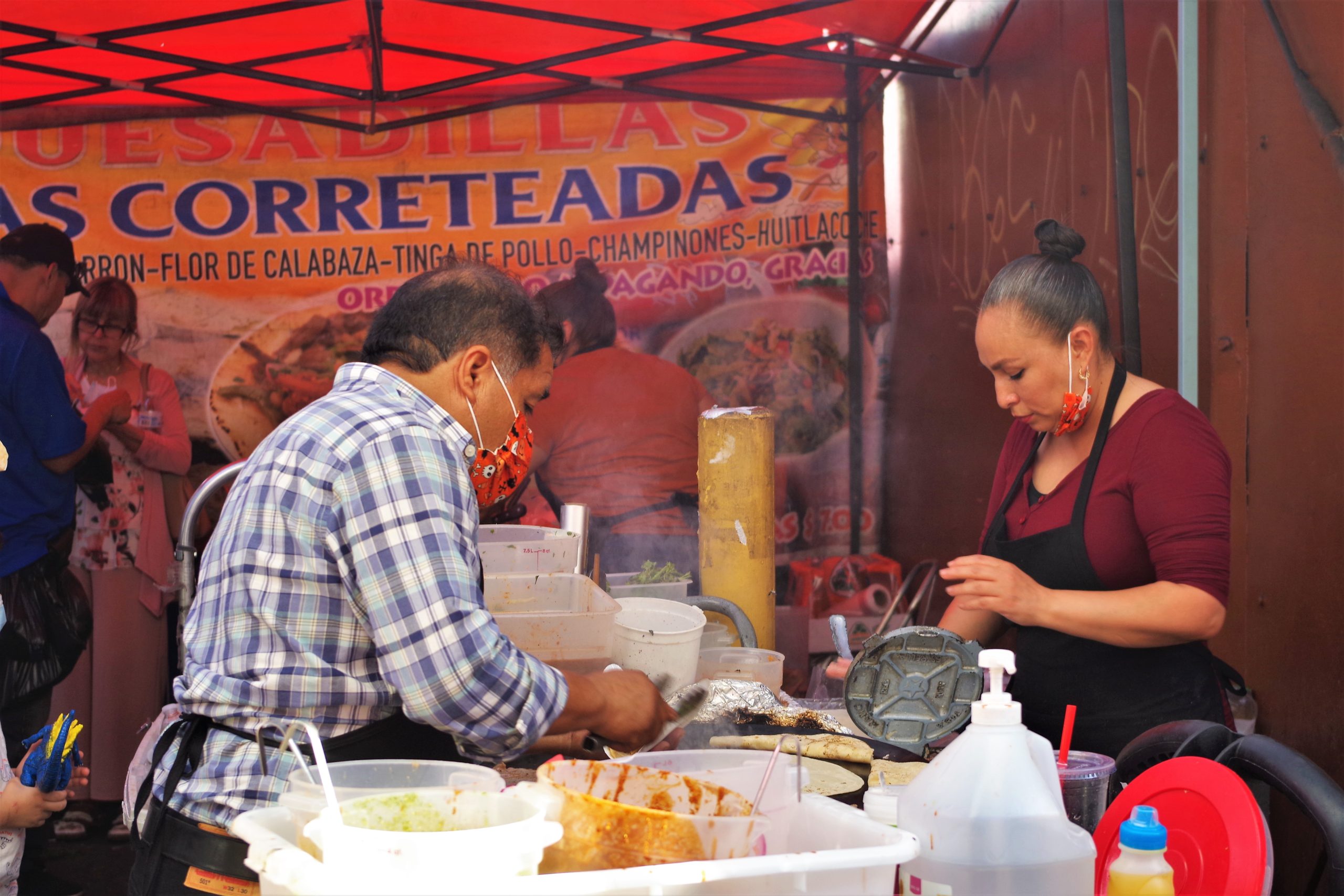Traditional Mexican food stall serving antojitos, part of a where to eat in Mexico City guide